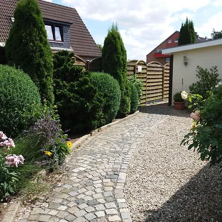 Apartment Ferienhaus-sonnenrose-loffhagen-garten-apartment Timmendorfer Strand
